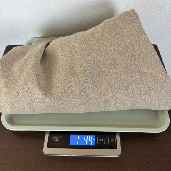 Oscar de la Renta Beige Midi Skirt - Elegant A-Line with Scalloped Hem - Picture 14 of 14